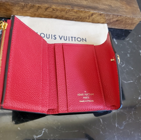 Louis Vuitton Empreinte Zoe Wallet - Picture 3 of 8
